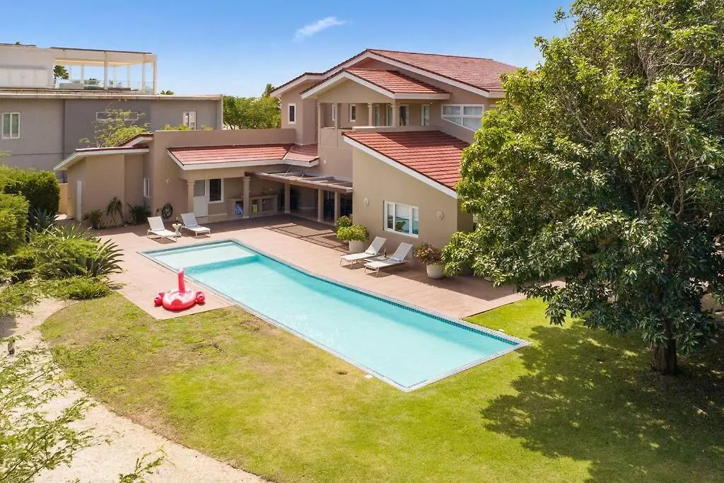 Bocobay Catalina Beach House-1